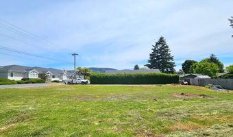 425 Railroad St, Brookings, OR 97415
