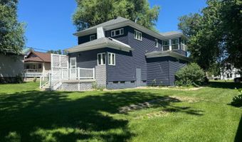 1007 5th St, Britton, SD 57430