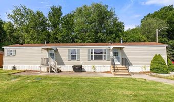 97 Julia Dr, Attleboro, MA 02703