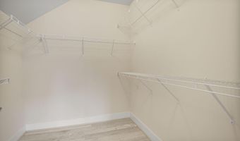 10374 JACOBSEN St, Bethesda, MD 20817