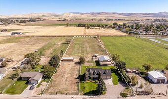 12568 N Hawthorne Rd, Chubbuck, ID 83202