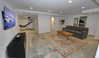 2102 Princeton Ct, Allenwood, NJ 08720