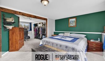 1960 Prairie Ln, Bar Nunn, WY 82601