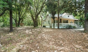 126 Mchenry Rd, Defuniak Springs, FL 32433