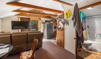818 S 7th Ave, Bozeman, MT 59715