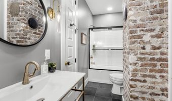 782 Water St, Biloxi, MS 39530