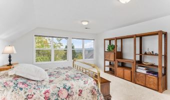 16015 SW NIGHTHAWK Dr, Beaverton, OR 97007