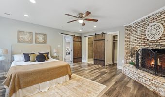 7400 BRADDOCK Rd, Annandale, VA 22003
