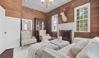 204 S Main St, Abbeville, SC 29620