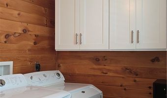 43055 Seaway Ave, Alexandria Bay, NY 13607
