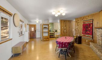 1800 Medina Dr, Arnold, CA 95223