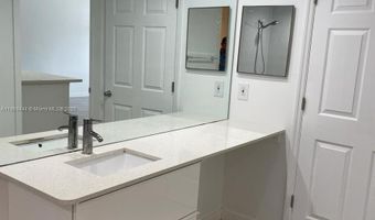 3155 NE 184th St 8101, Aventura, FL 33160