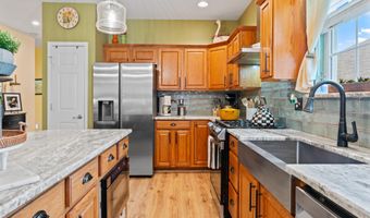18 Swimming River Ct, Barnegat, NJ 08005