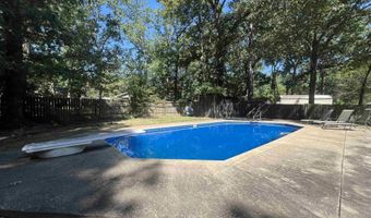 1522 Chris Dr, Benton, AR 72015