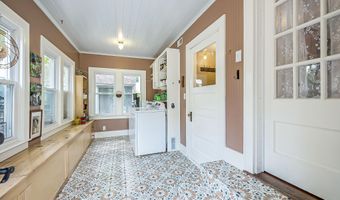 4951 W Liberty Rd, Ann Arbor, MI 48103
