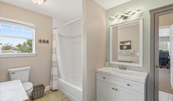 5 Elm Ct, Barnegat, NJ 08005
