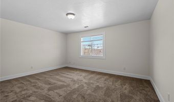 22225 Standing Rock Ave, Apple Valley, CA 92307