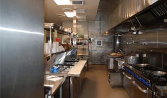 17620 Ventura Blvd, Encino, CA 91316