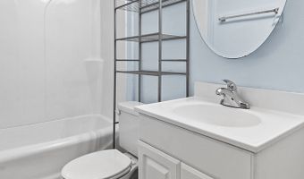 513 PAULINE Dr, Bonneau, SC 29431