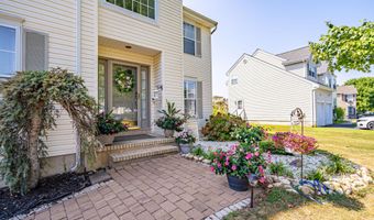 65 Chestnut Way Cir, Barnegat, NJ 08005