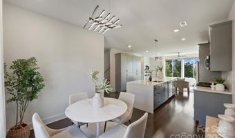 919 Cityscape Dr, Charlotte, NC 28205