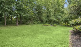 6709 PEMBERTON St, Bethesda, MD 20817