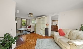 232 County Rd, Bourne, MA 02532