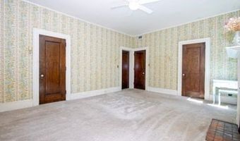 421 Center St, Ashland, OH 44805