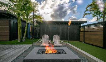 5515 Weke Rd, Hanalei, HI 96714