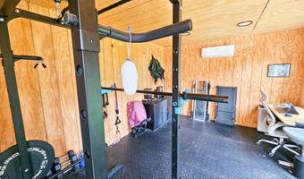 14 Helen St, Auburn, ME 04210