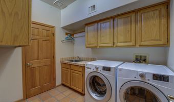 8529 E CAREFREE Dr, Carefree, AZ 85377