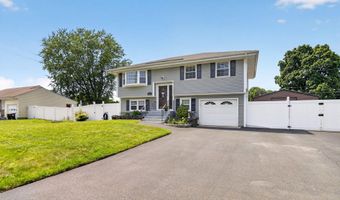 33 Hawthorne Ct, Albany, NY 12211