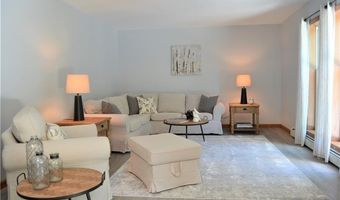 351 Tomaquag Rd, Hopkinton, RI 02804