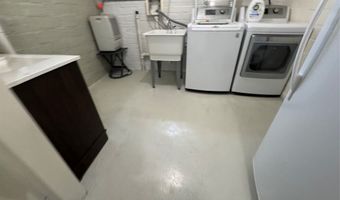 870 39th St, Des Moines, IA 50312