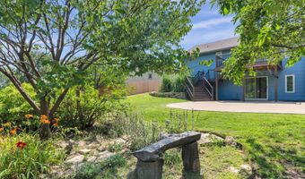 4566 Westlake Ct, Bel Aire, KS 67220