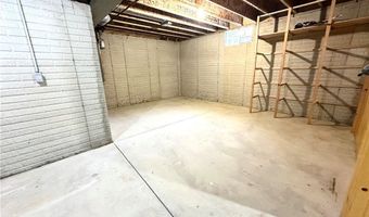707 Greenlawn Dr, Amherst, OH 44001