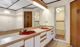 1336 Staubbach Cir, Anchorage, AK 99508