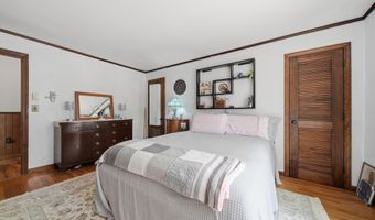4 Clark Island Rd, Amherst, NH 03031
