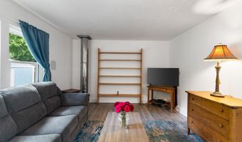25-27 Gingko Ln, Brattleboro, VT 05301