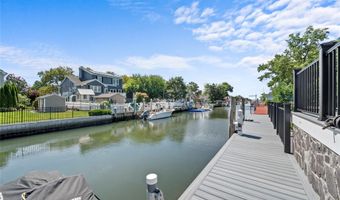 24 Lebrun Ave, Amityville, NY 11701