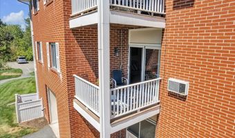 22 Dailey St G, Attleboro, MA 02703