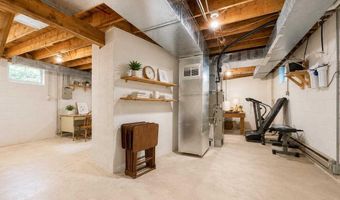 9503 N Smedley Rd, Bloomingdale, IN 47832