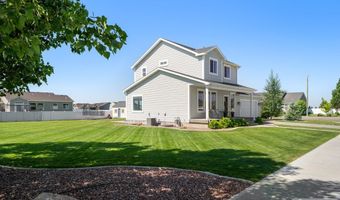 3814 Hazelwood Way, Ammon, ID 83406