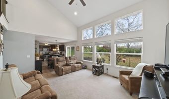 4126 Mckenna Dr, Adrian, MI 49221