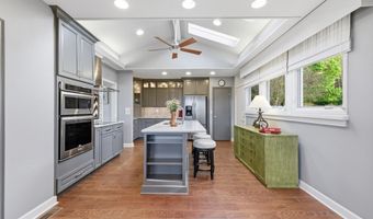 6203 Airport Rd, Andrews, NC 28901