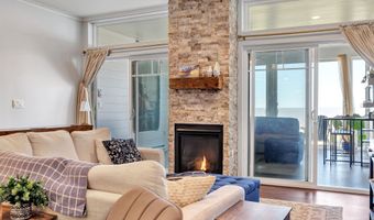 2622 LAKE St, Algoma, WI 54201