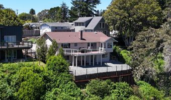 318 DEL NORTE Ln, Brookings, OR 97415