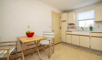 70 Carroll Ave 510, Newport, RI 02840