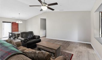 20726 Nisqually Rd, Apple Valley, CA 92308