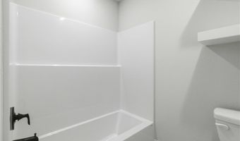 6704 Orange Ave, Bentonville, AR 72713